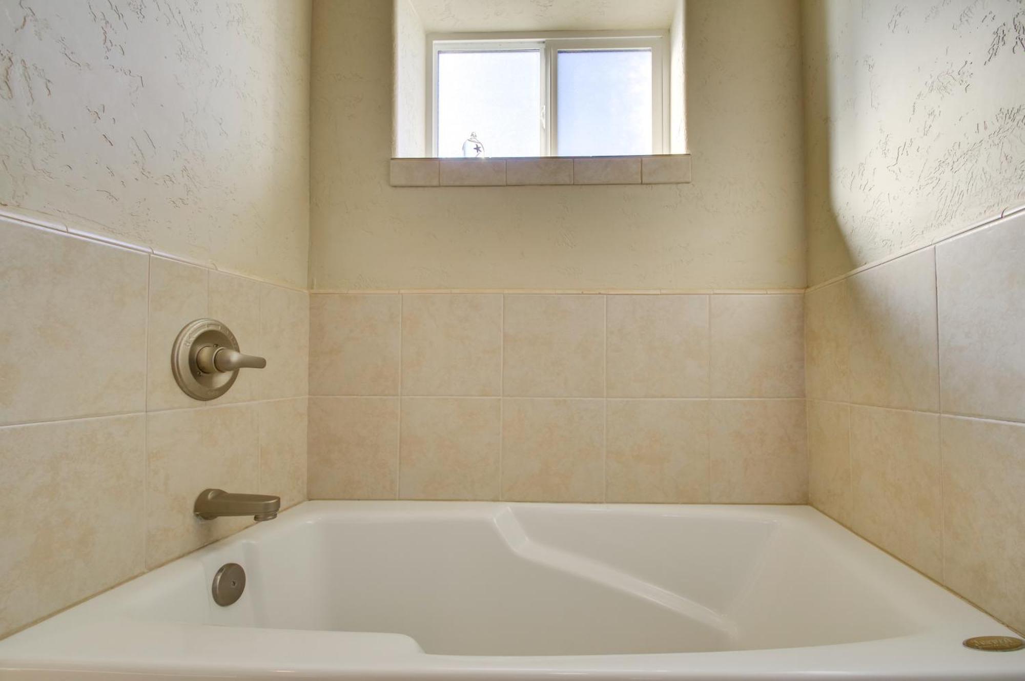 Quiet Waterfront Escape With Hot Tub And Beach Access! โกลด์บีช ภายนอก รูปภาพ